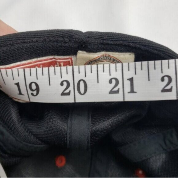 American Needle Detroit Red Wings NHL Fitted Cap Small Medium Black Red - Picture 13 of 15